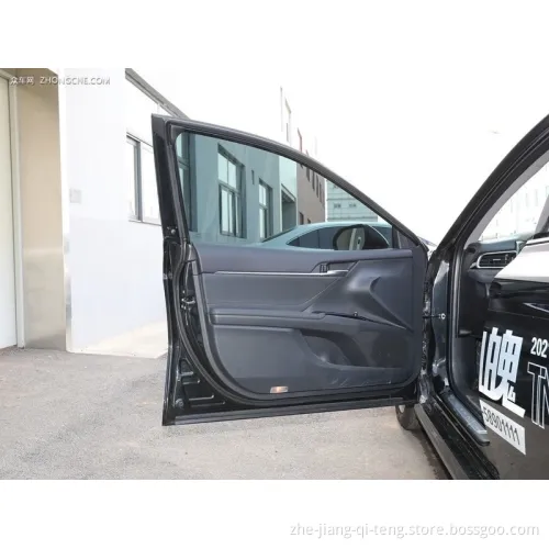 Новая цена автомобиля Бензиновая автомобиль Toyota Camry (2023) 2,5Q